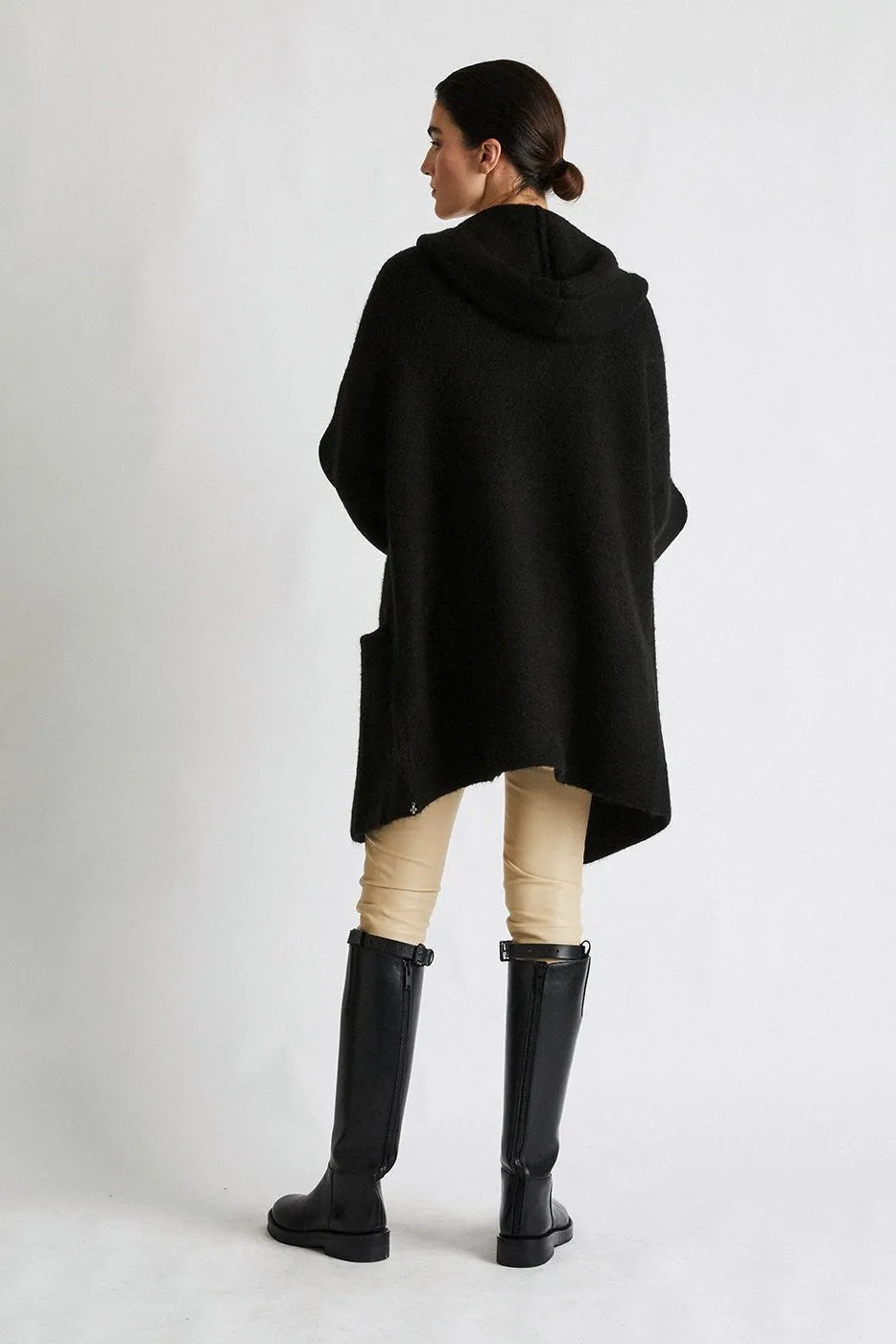   Beryll Cashmere Cropped Coat | Black