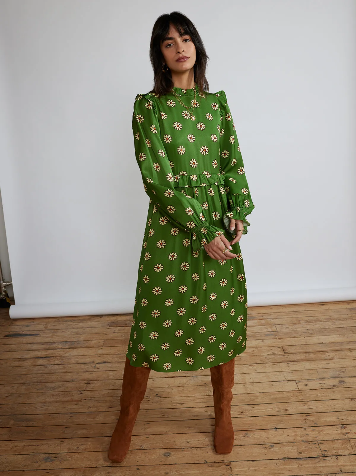 Savannah Green Retro Floral Midi Dress