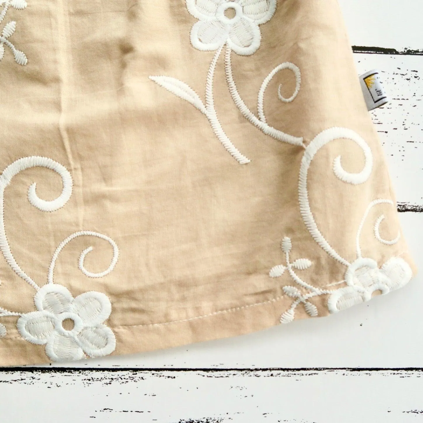 Tea Rose Dress in Fancy Beige Lace Print